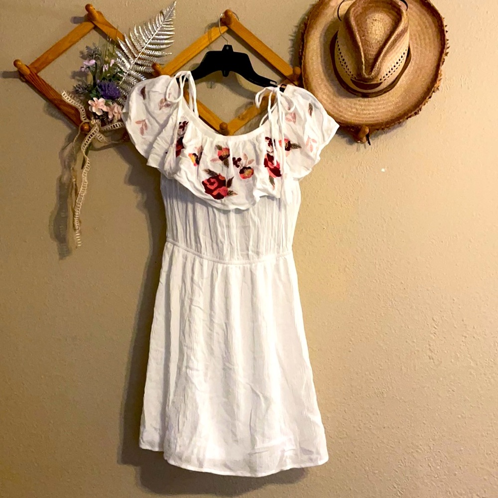 Dizzy Lizzy Small Sun Festival White&Floral Dress